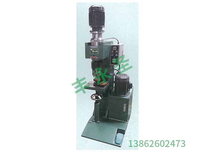 Hydraulic biaxial and triaxial rotary riveting machine